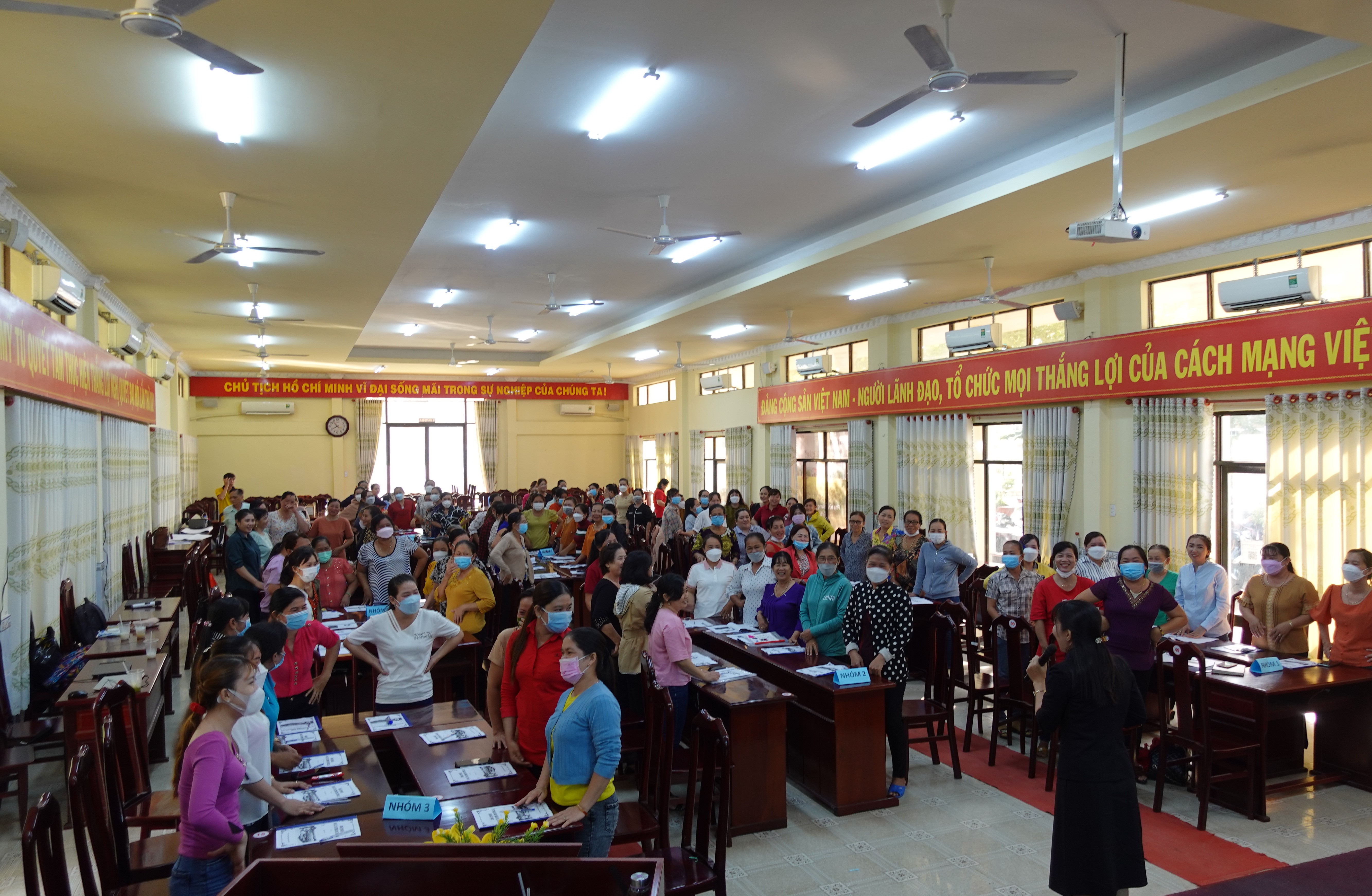 Bảo hiểm phi nhân thọ trông chờ vào bán buôn  Tin nhanh chứng khoán